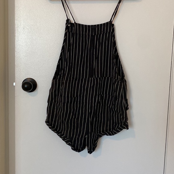 Billabong romper - Picture 2 of 3